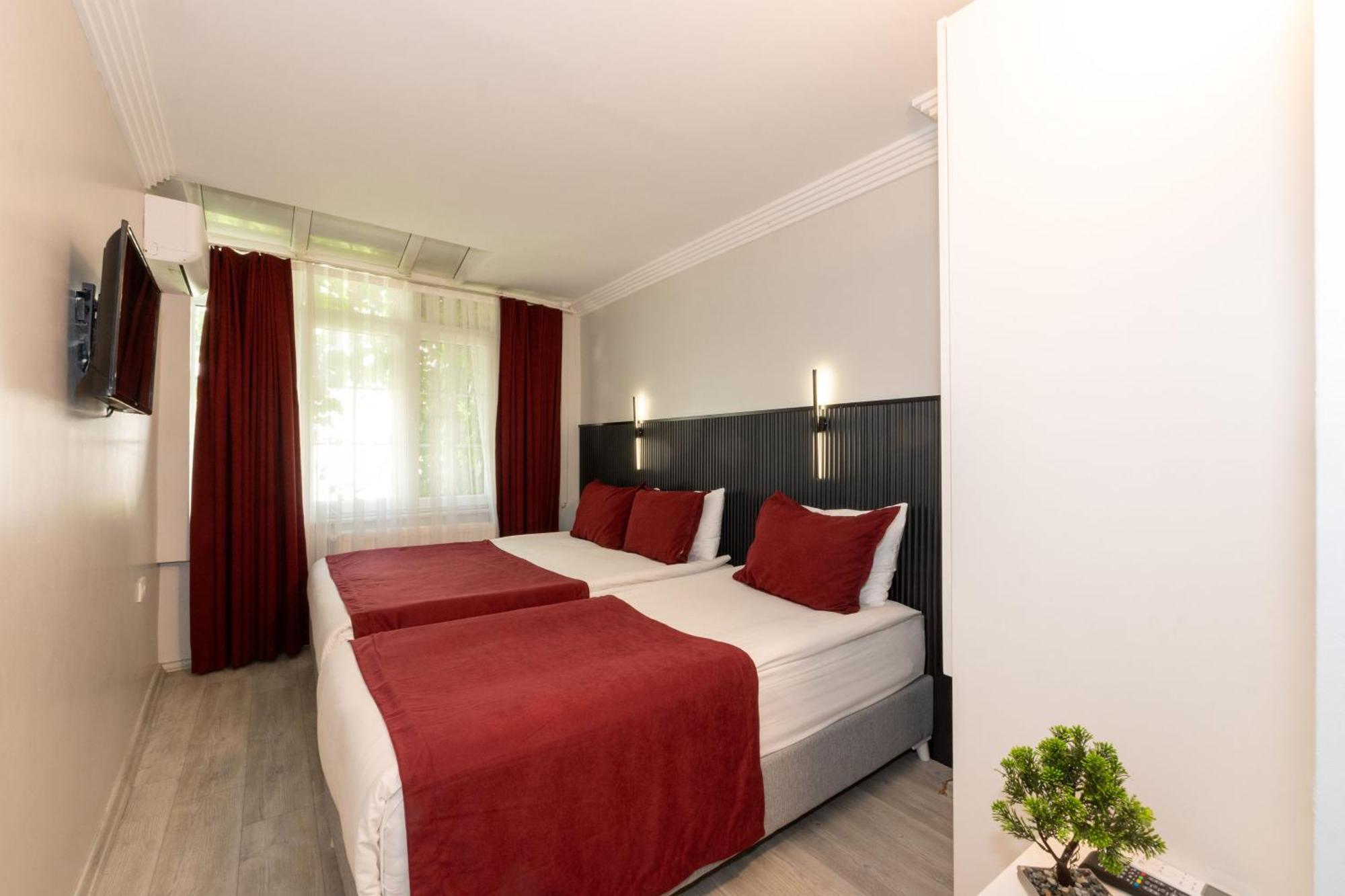 Istanbul Holiday Hotel Exterior foto