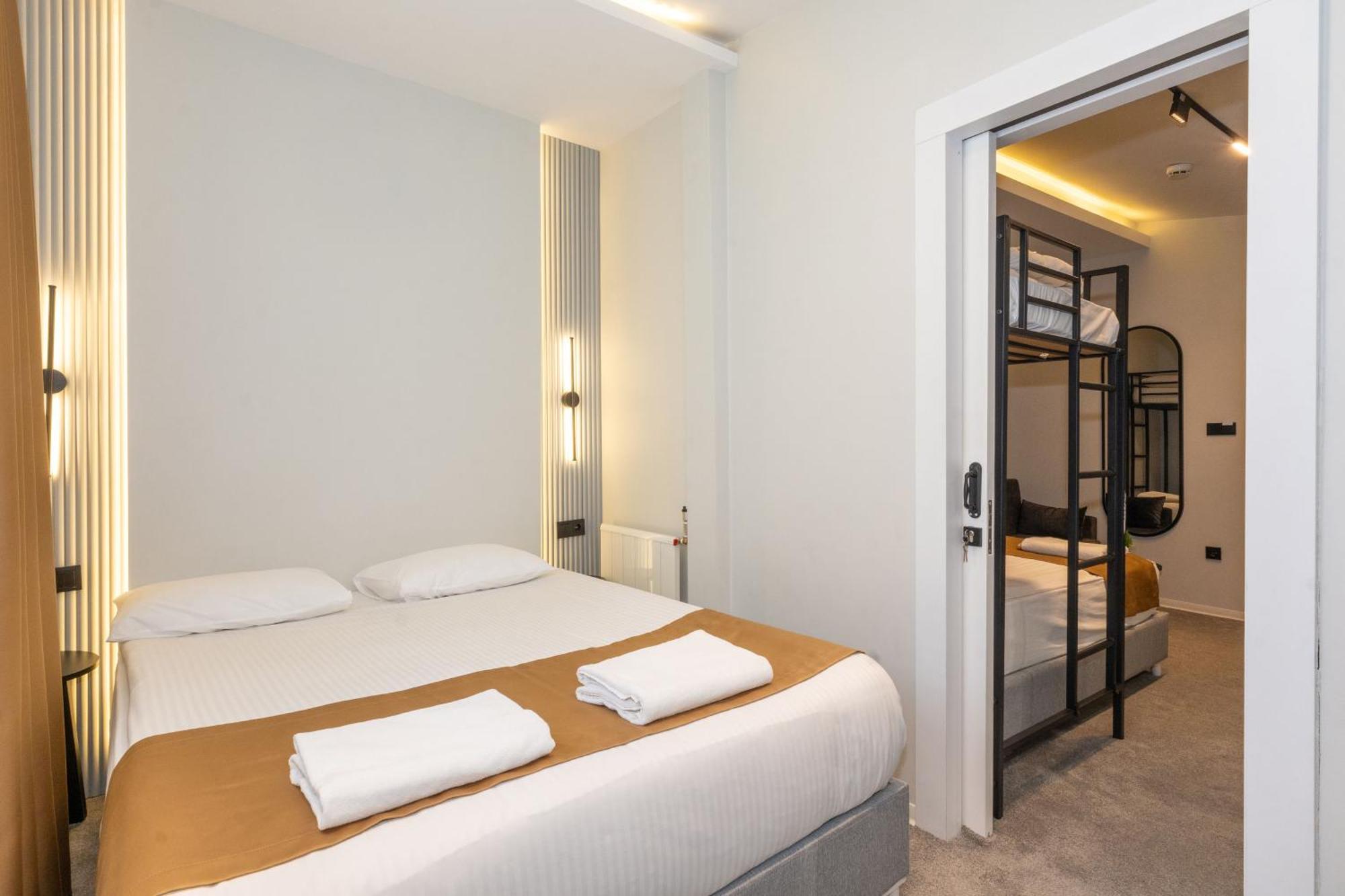 Istanbul Holiday Hotel Exterior foto
